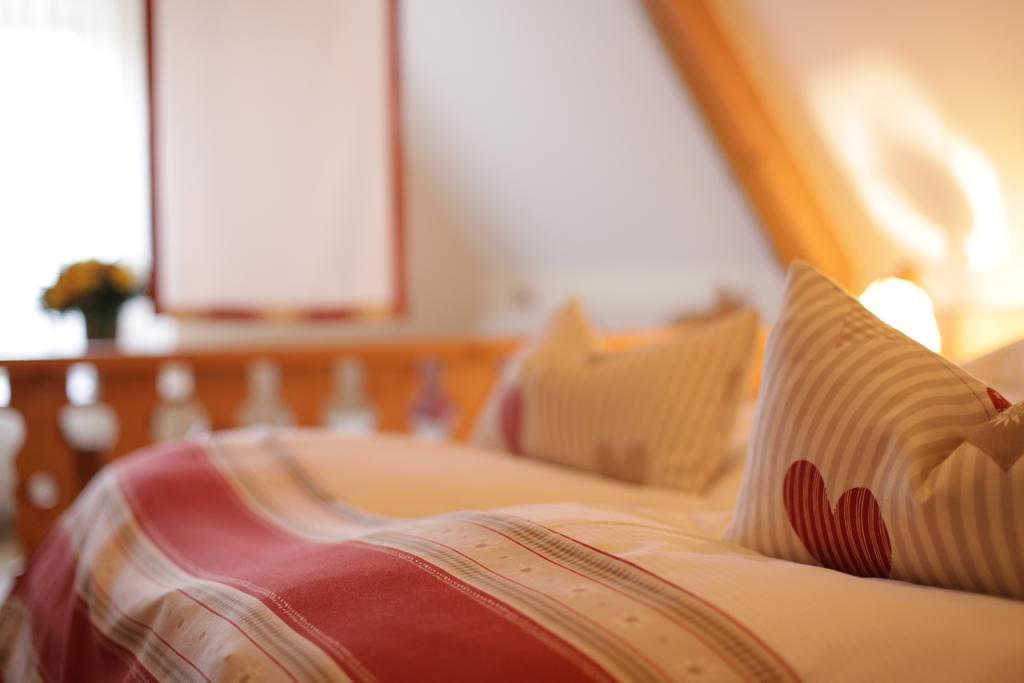 Landidyll Hotel Zum Alten Schloss Kirchensittenbach Extérieur photo